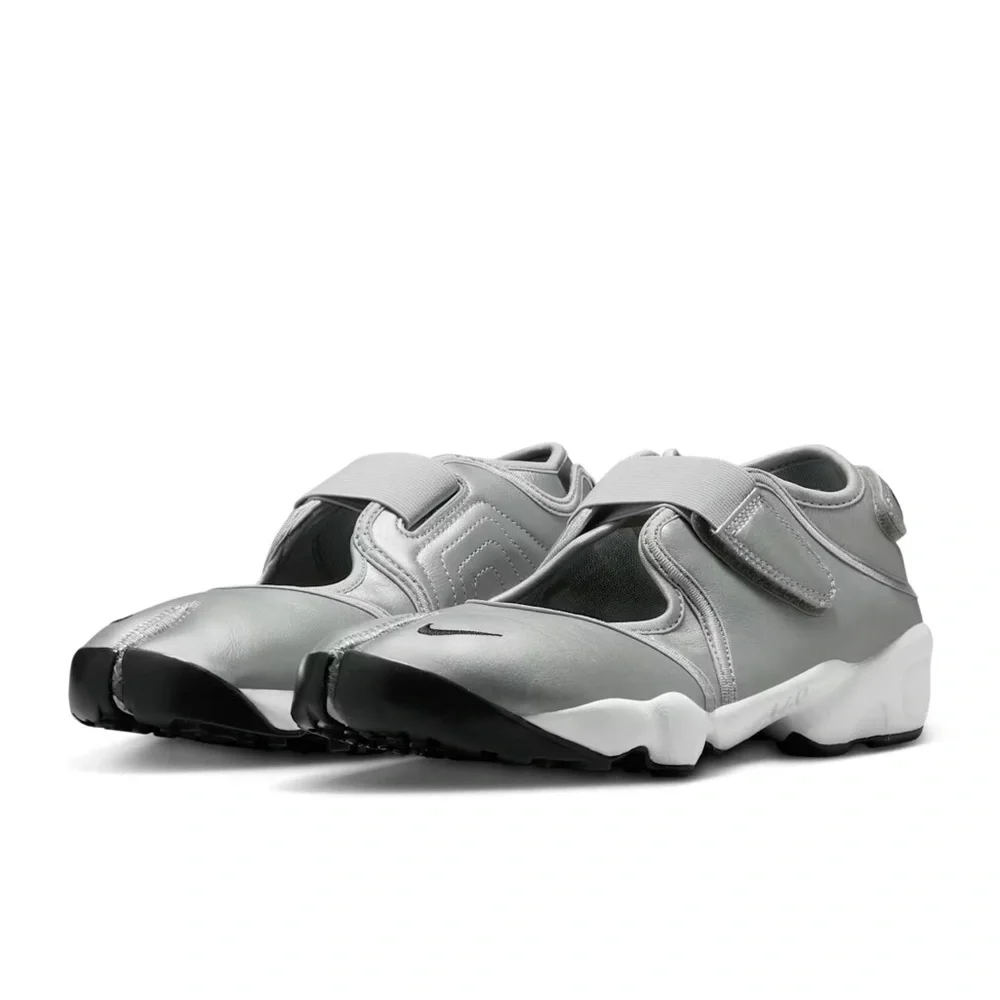 Nike Silver Air Rift - Picture 2 of 4